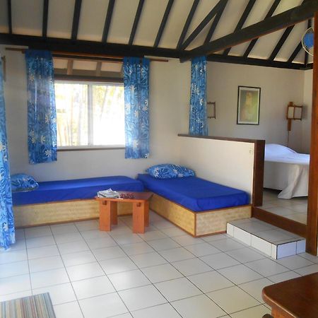 Bungalows Tipaniers Iti Hotel Vaianae Bagian luar foto